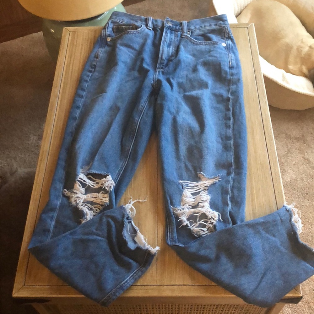 Denim ripped mom jeans